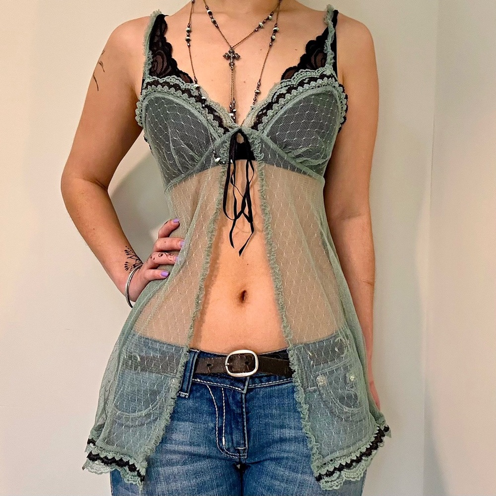 Vintage Y2K Victoria’s Secret Sheer Lace Babydoll Lingerie Top XS